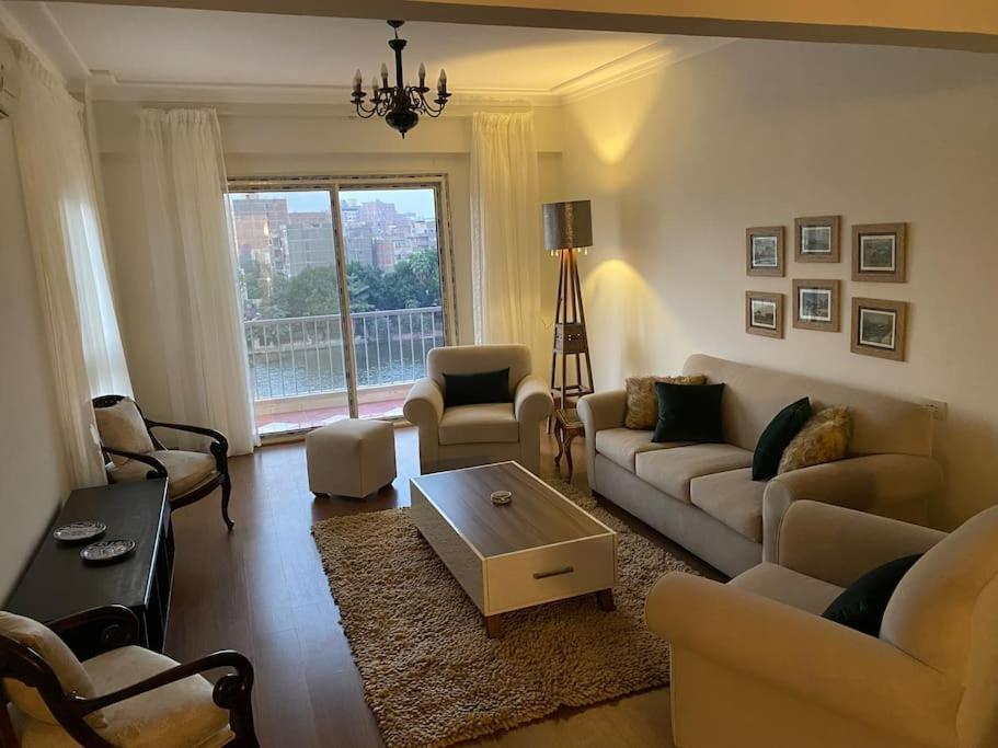 Apartment Nile View In Zamalek